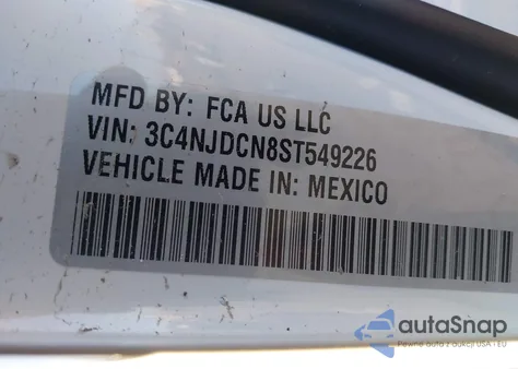 2025 Jeep Compass Limited 4X4 z USA, uszkodzony, nr VIN 3C4NJDCN8ST549226